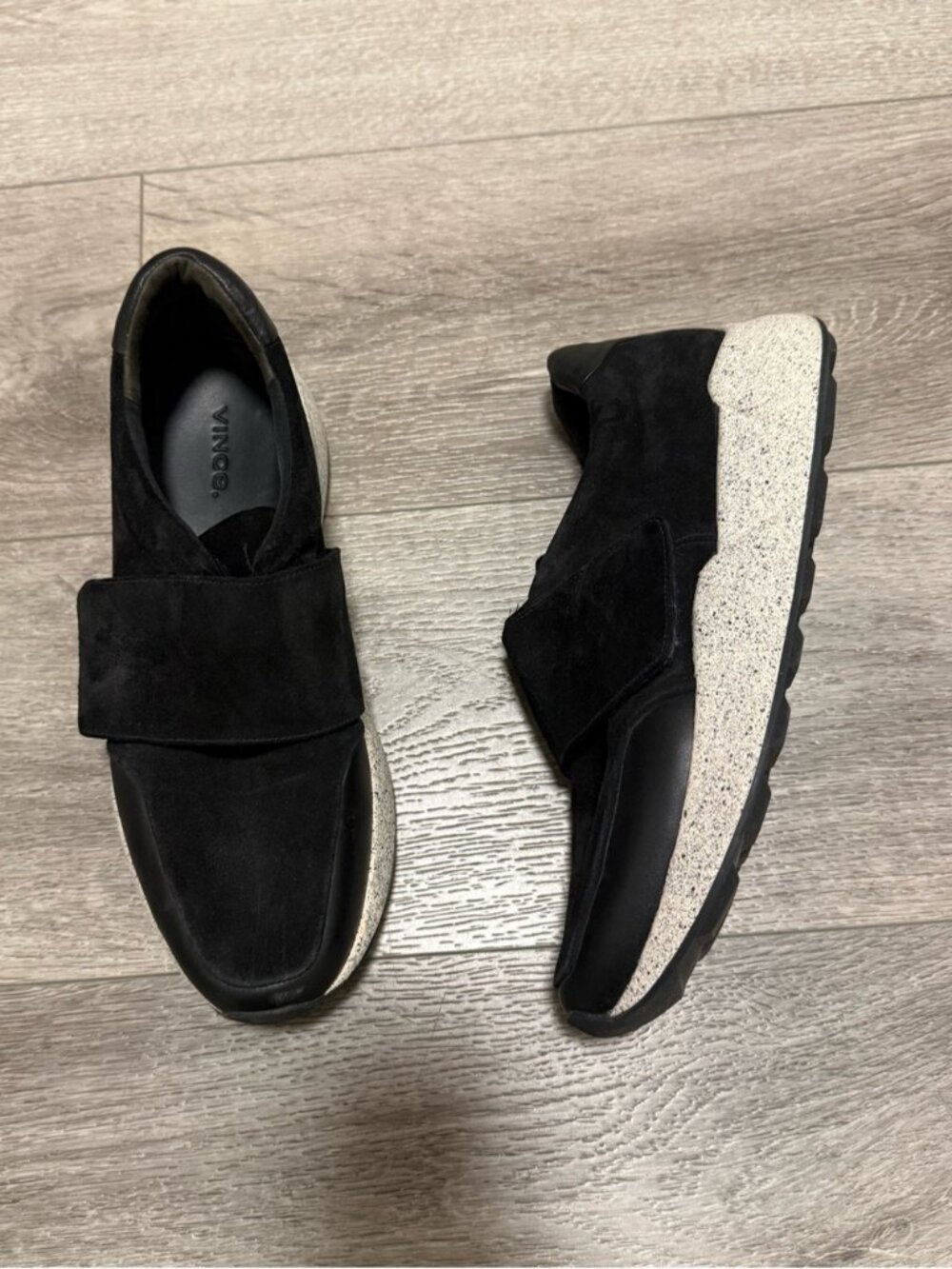Vince Gage Leather & Suede Sneakers black size 8.5